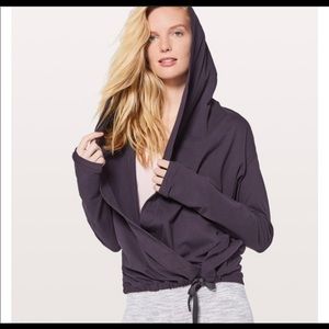 Lululemon Boysenberry Ready to Rulu wrap. Size 6